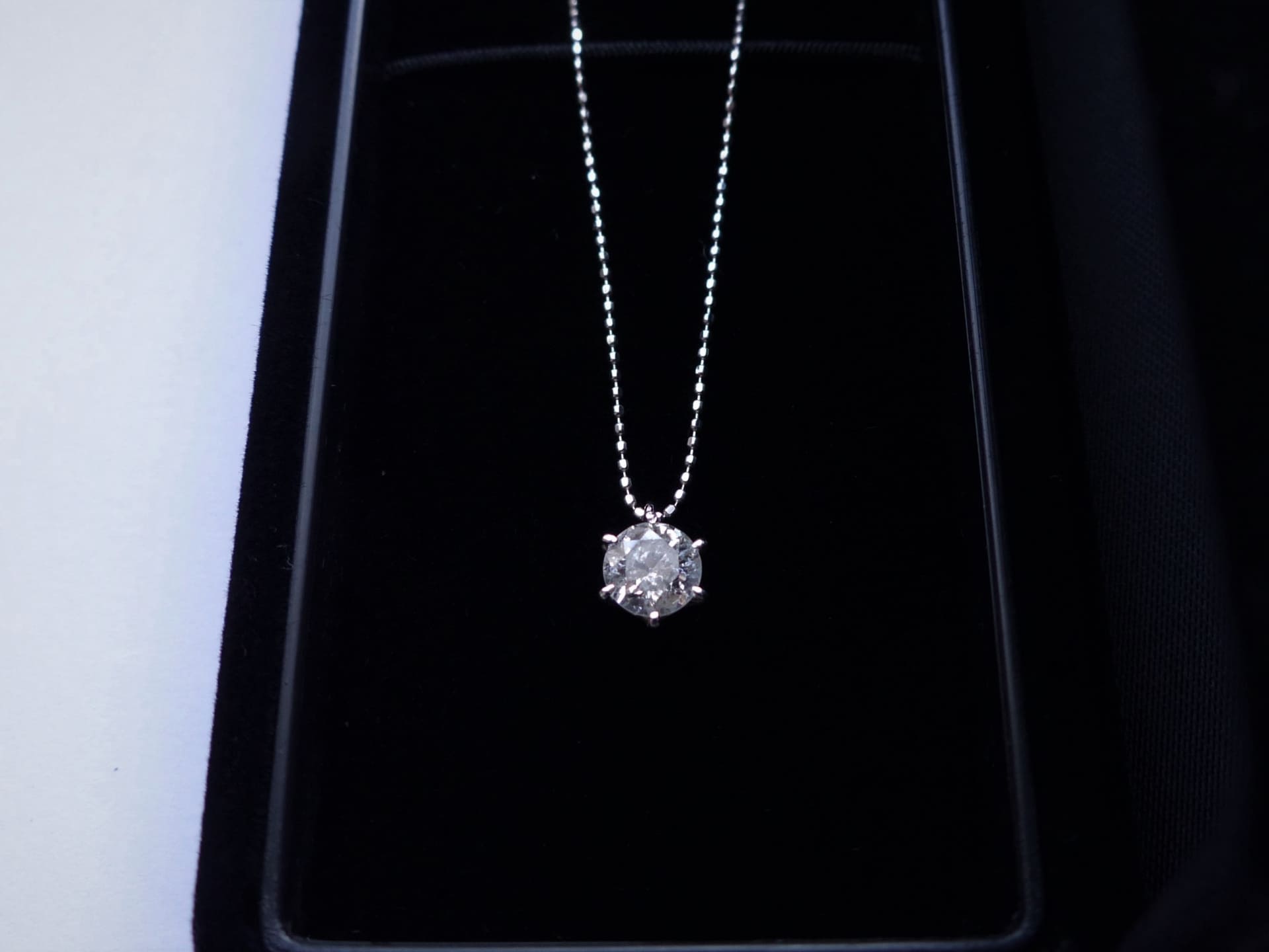 プロポーズ指輪以外おすすめなネックレス