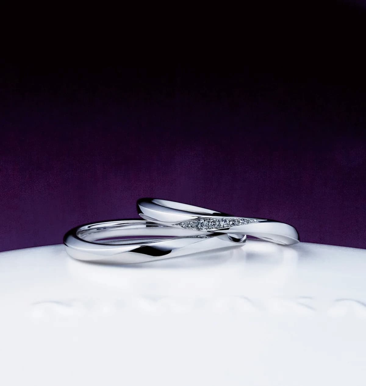 金沢で今、人気な結婚指輪のブランドNIWAKAの結婚指輪の朝葉